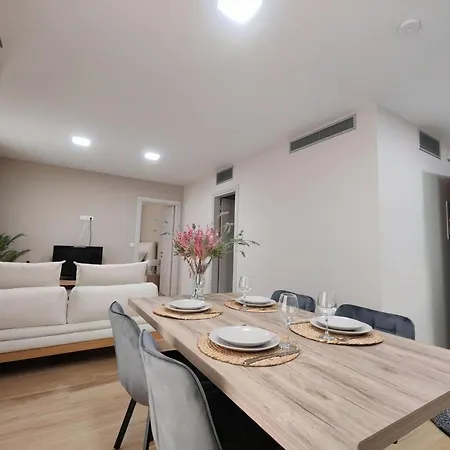 Cyclopean View アパート *