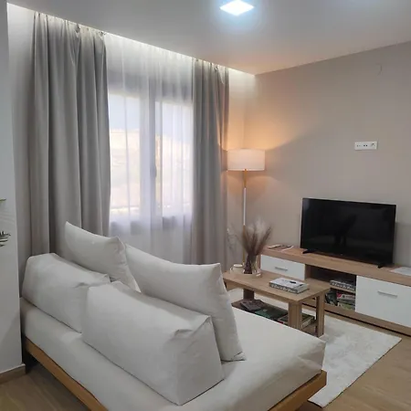 Cyclopean View Apartman *