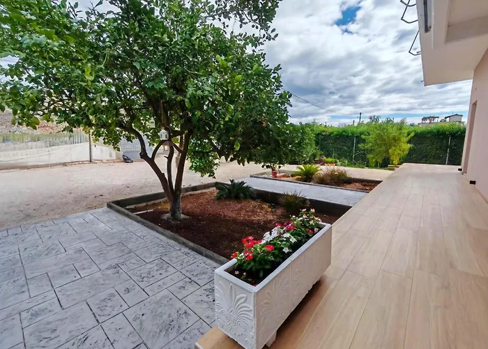 Cyclopean View Apartman